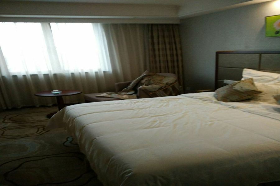 Manhatton Hotel Zhuhai Exterior foto